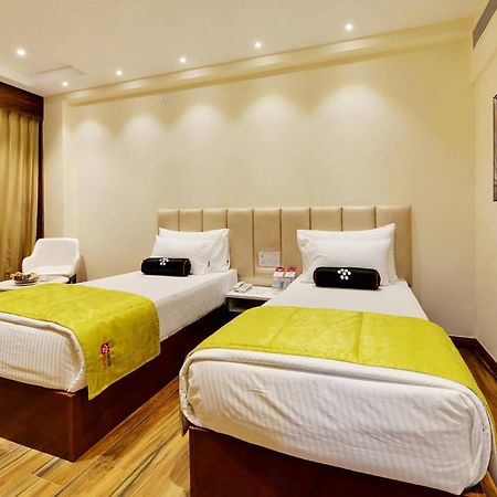 Mastiff Select Gulbarga Hotel Kalaburagi Exteriör bild